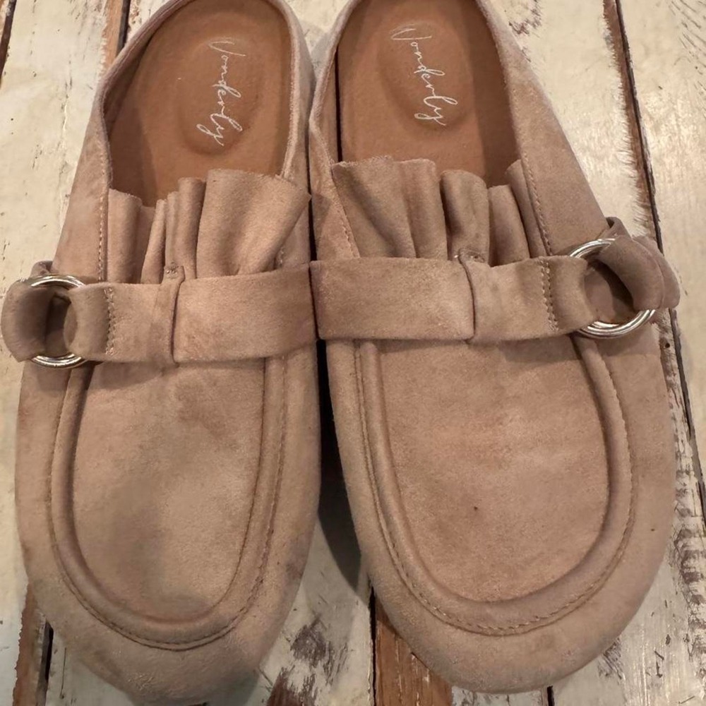 Wonderly Womens Tan Faux Suede Ruffle Buckle Slip On Mules Shoes Round Toe